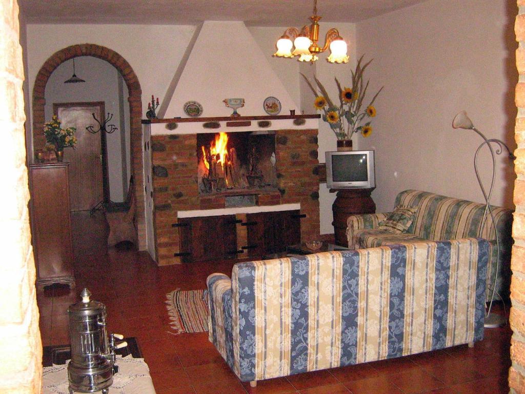 Certine Agriturismo อัสเชียโน ภายนอก รูปภาพ