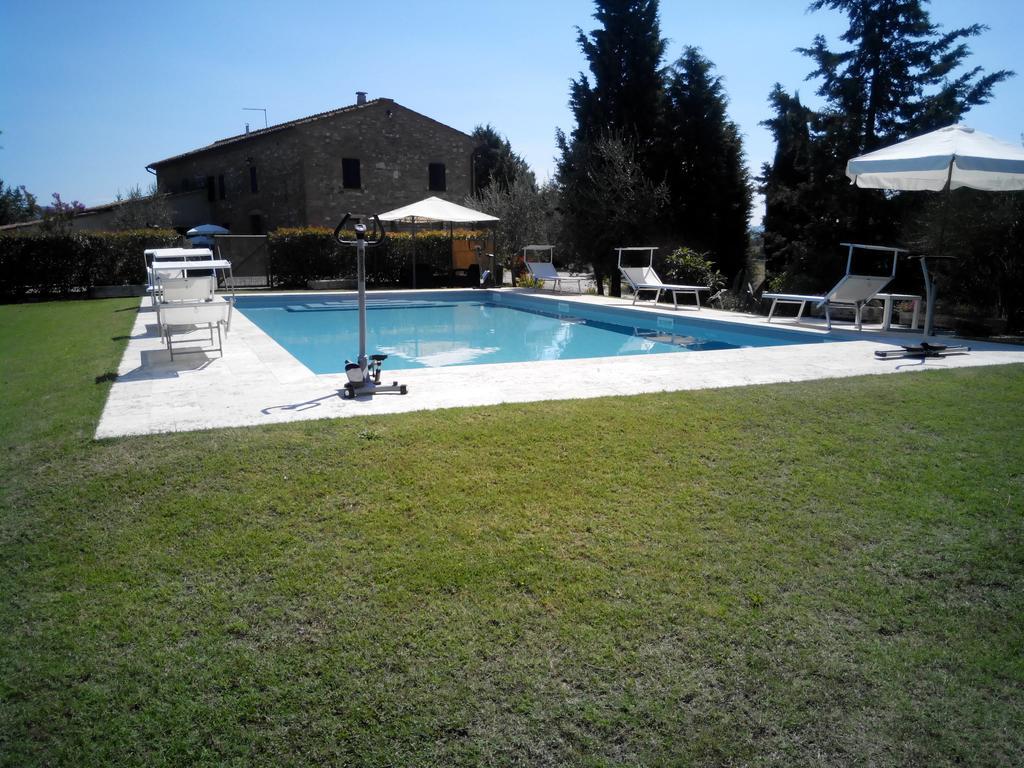 Certine Agriturismo อัสเชียโน ภายนอก รูปภาพ